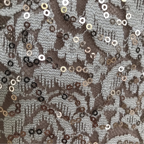 XSCAPE size 4 tan midi dress with gold sparkles and built in bra - Picture 9 of 14
